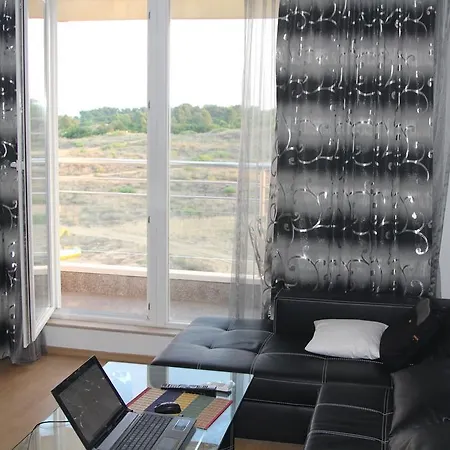 Apartamento In Kristal Complex *