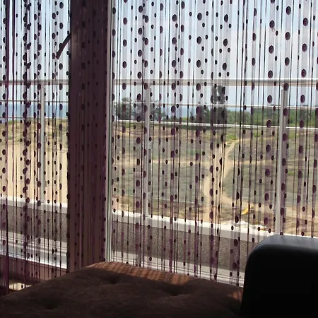 In Kristal Complex נסבר